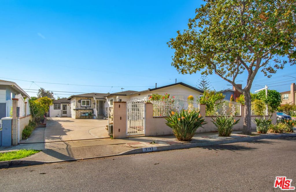 2142 W 11th Street, Santa Ana CA 92703 - photo 1