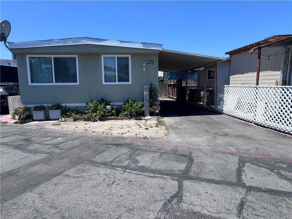 220 Vienna, Santa Ana CA 92703 - photo 2