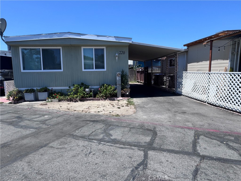 220 Vienna, Santa Ana CA 92703 - photo 5