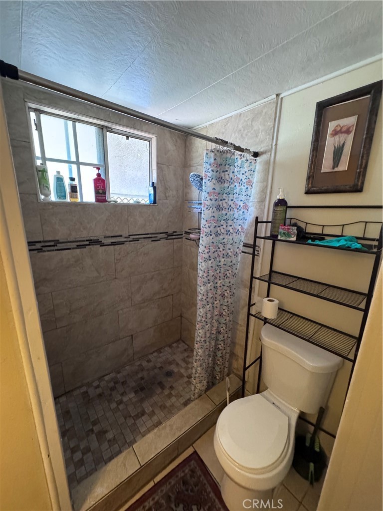 220 Vienna, Santa Ana CA 92703 - photo 14