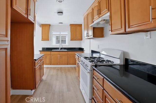 2205 W 9th, Santa Ana CA 92703 - photo 4