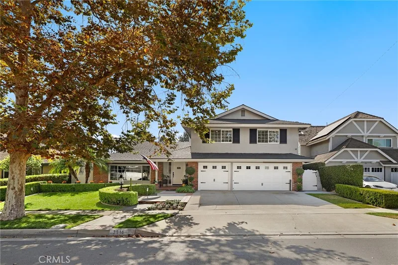 2210 Richmond Street, Santa Ana