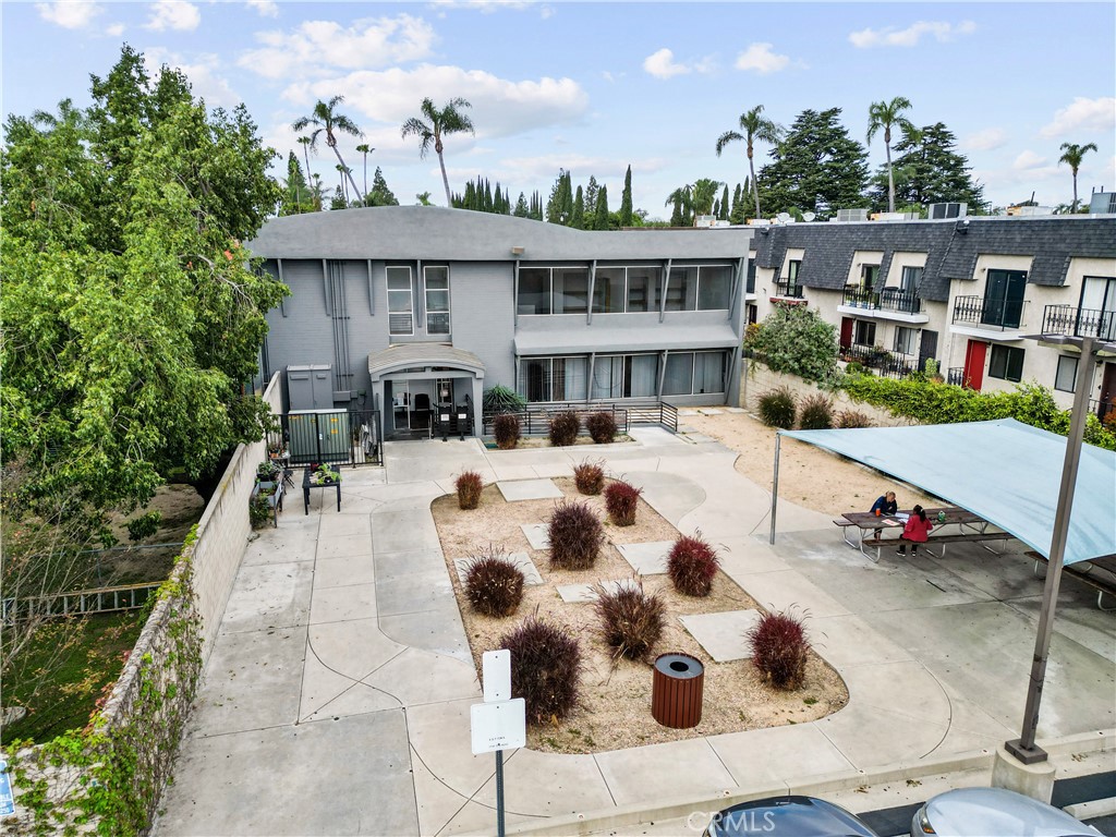 2215 N Broadway, Santa Ana CA 92706 - photo 5