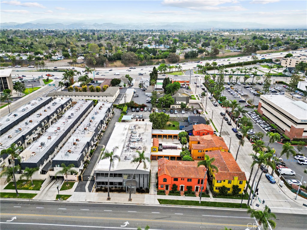 2215 N Broadway, Santa Ana CA 92706 - photo 10