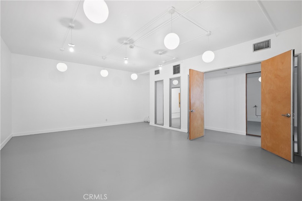 2215 N Broadway, Santa Ana CA 92706 - photo 26