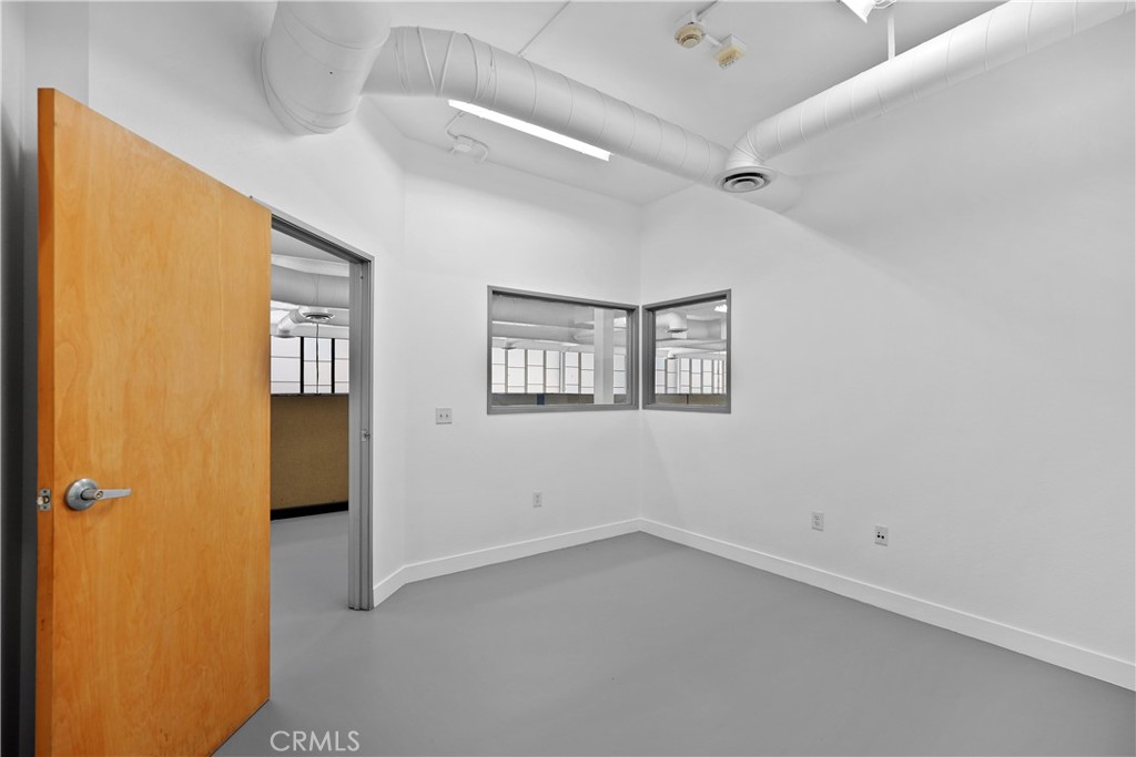 2215 N Broadway, Santa Ana CA 92706 - photo 40