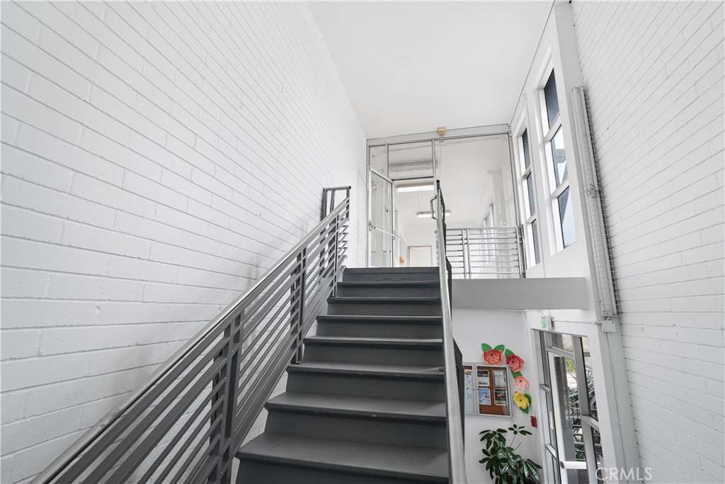 2215 N Broadway, Santa Ana CA 92706 - photo 52