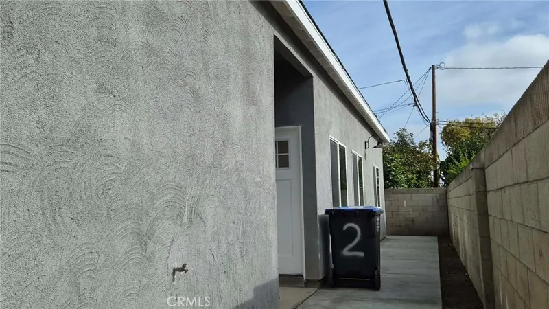 2217 W Camden Place, Santa Ana, CA 92704