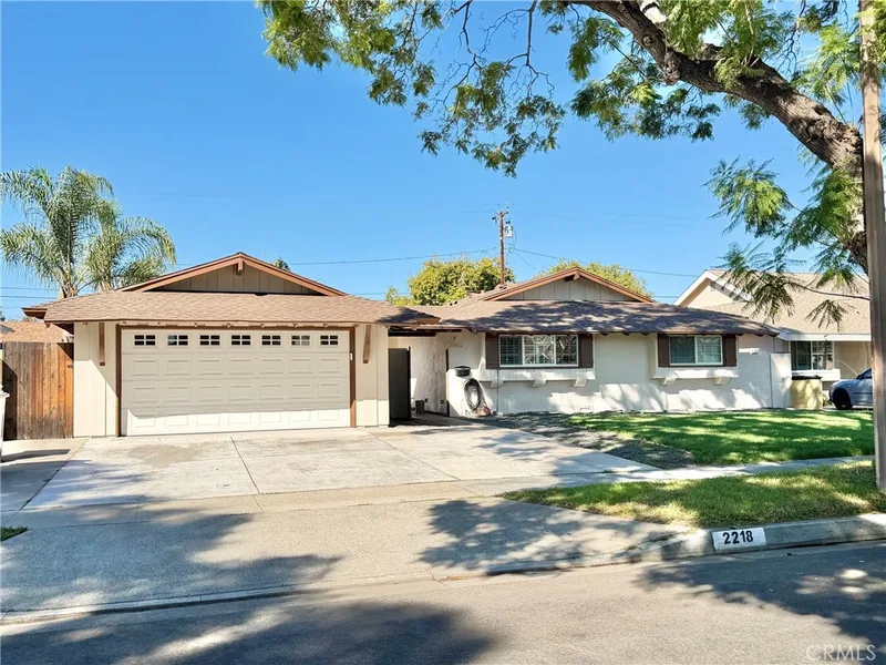 2218 N Jetty Street, Santa Ana, CA 92706