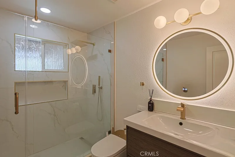 2218 Towner, Santa Ana, CA 92707