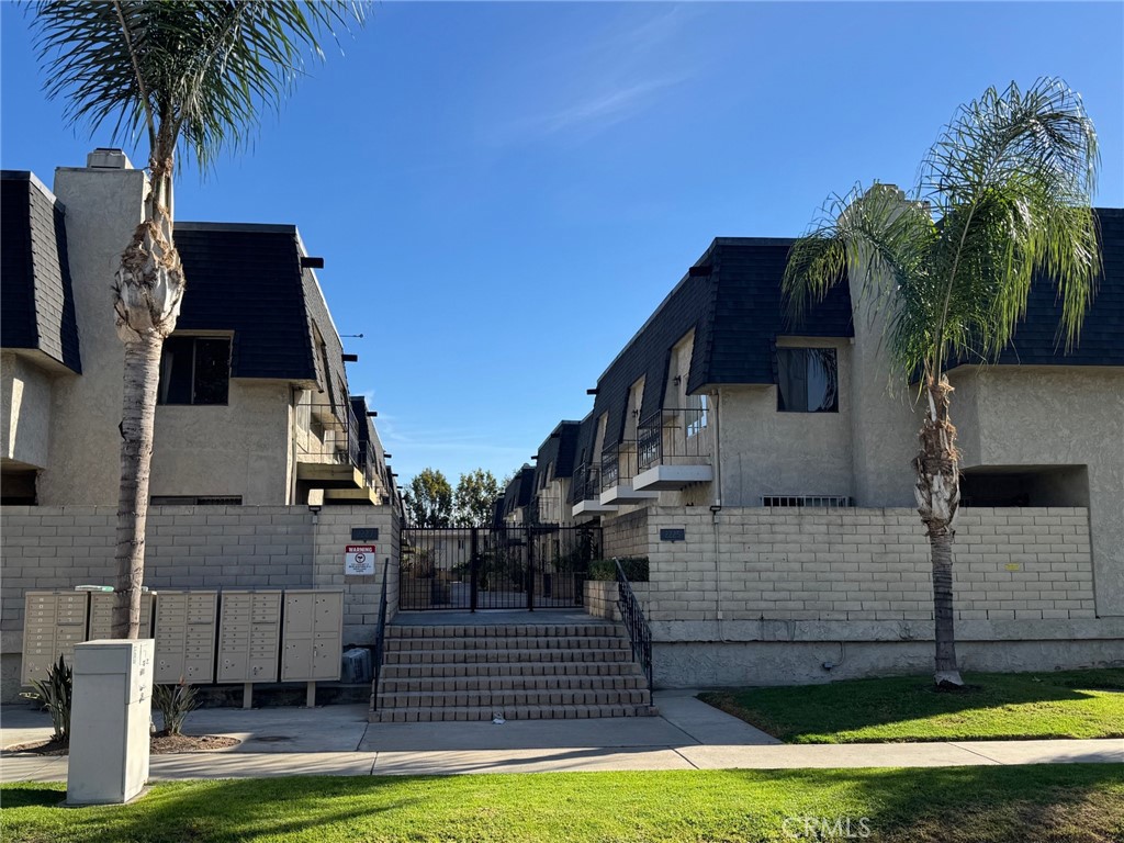 Gated Main Entrance - 2227 N Broadway K, Santa Ana CA 92706 - photo 1