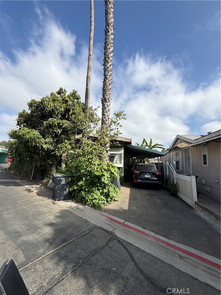223 Madrid Avenue, Santa Ana CA 92703 - photo 5