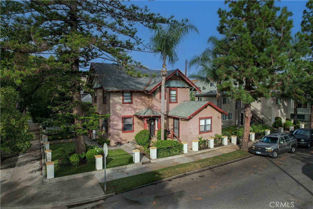 223 S Orange, Santa Ana CA 92701 - photo 1