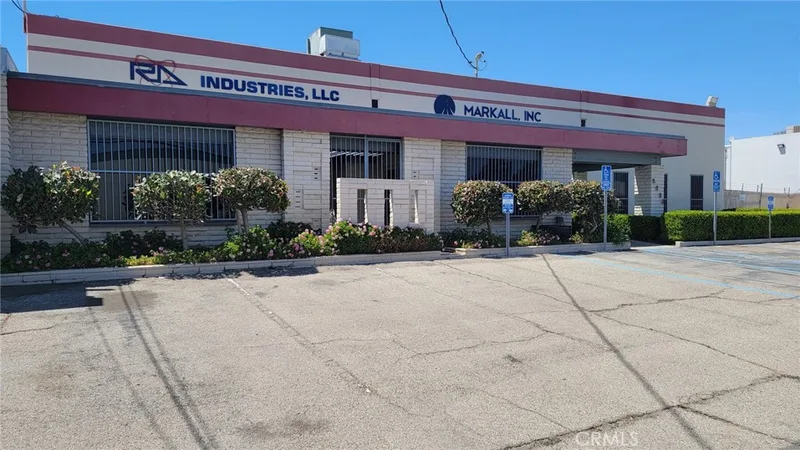 2230 S Anne, Santa Ana, CA 92704