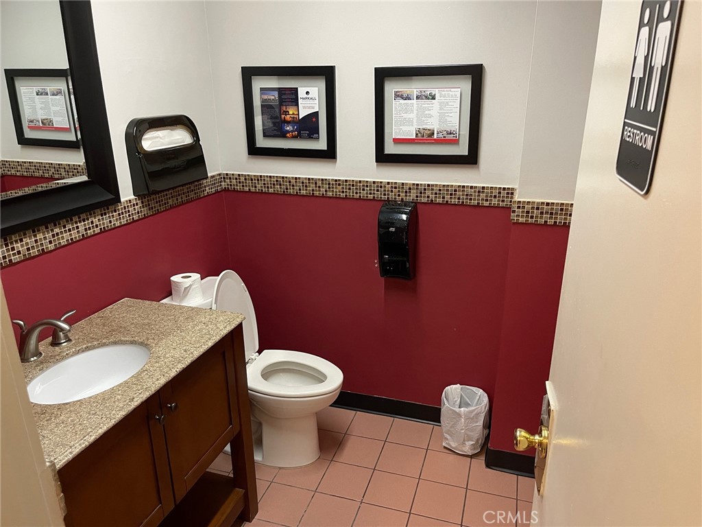 2230 S Anne, Santa Ana CA 92704 - photo 16