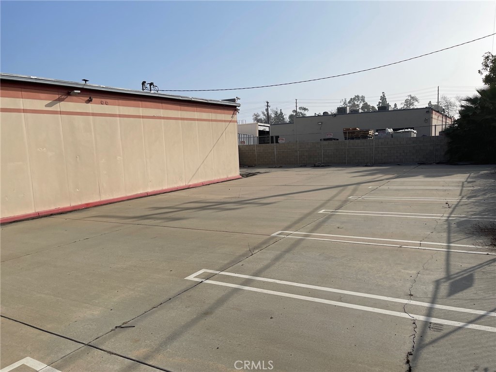 2230 S Anne, Santa Ana CA 92704 - photo 45