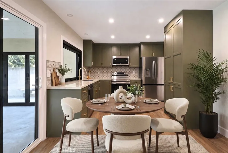 2234 W Flora, Santa Ana
