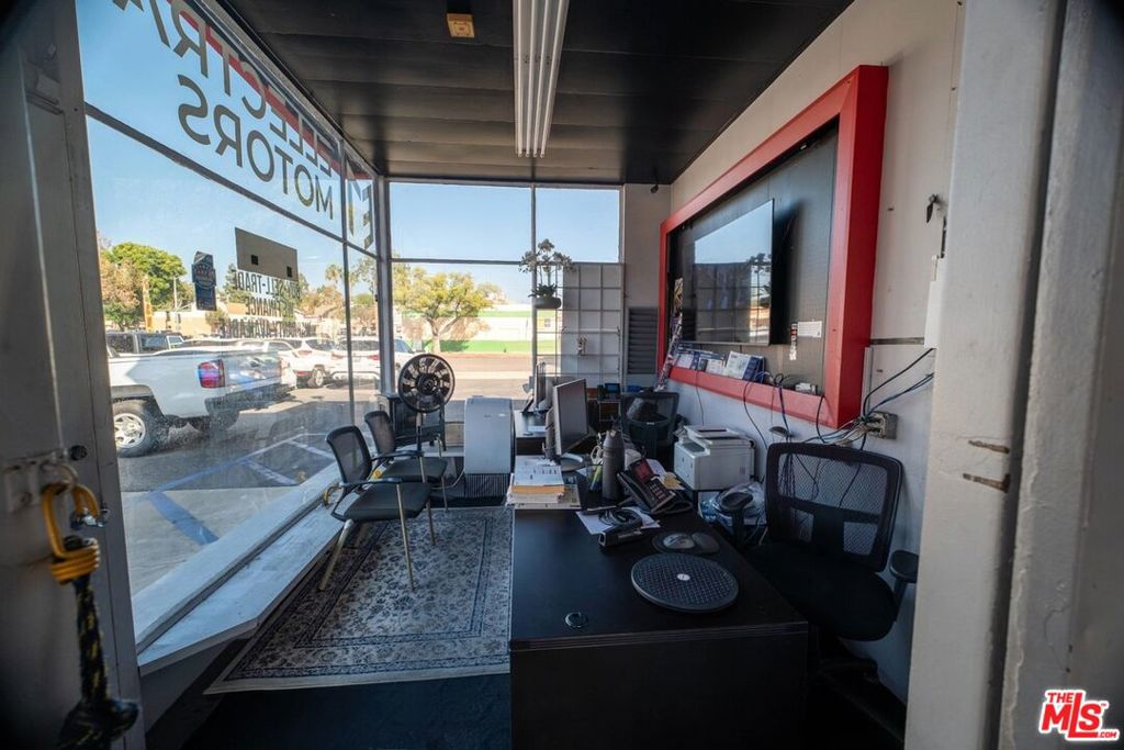 224 E 1st Street, Santa Ana CA 92701 - photo 7