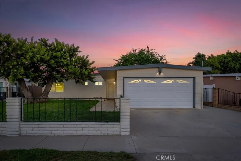 2325 S Shelton, Santa Ana