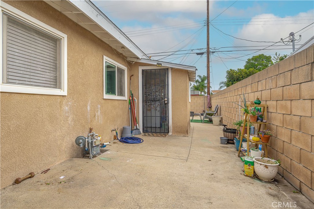 2333 S Shelton Street, Santa Ana CA 92707 - photo 24