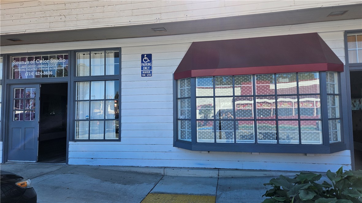 2407 N Tustin Avenue, Santa Ana CA 92705 - photo 15