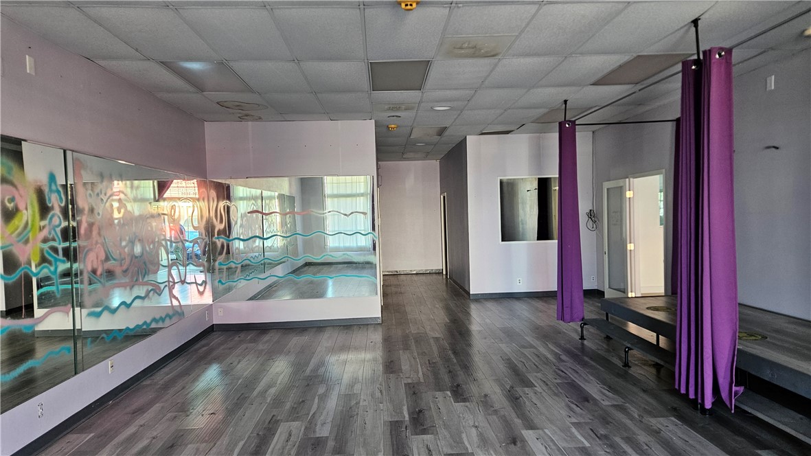 2407 N Tustin Avenue, Santa Ana CA 92705 - photo 16