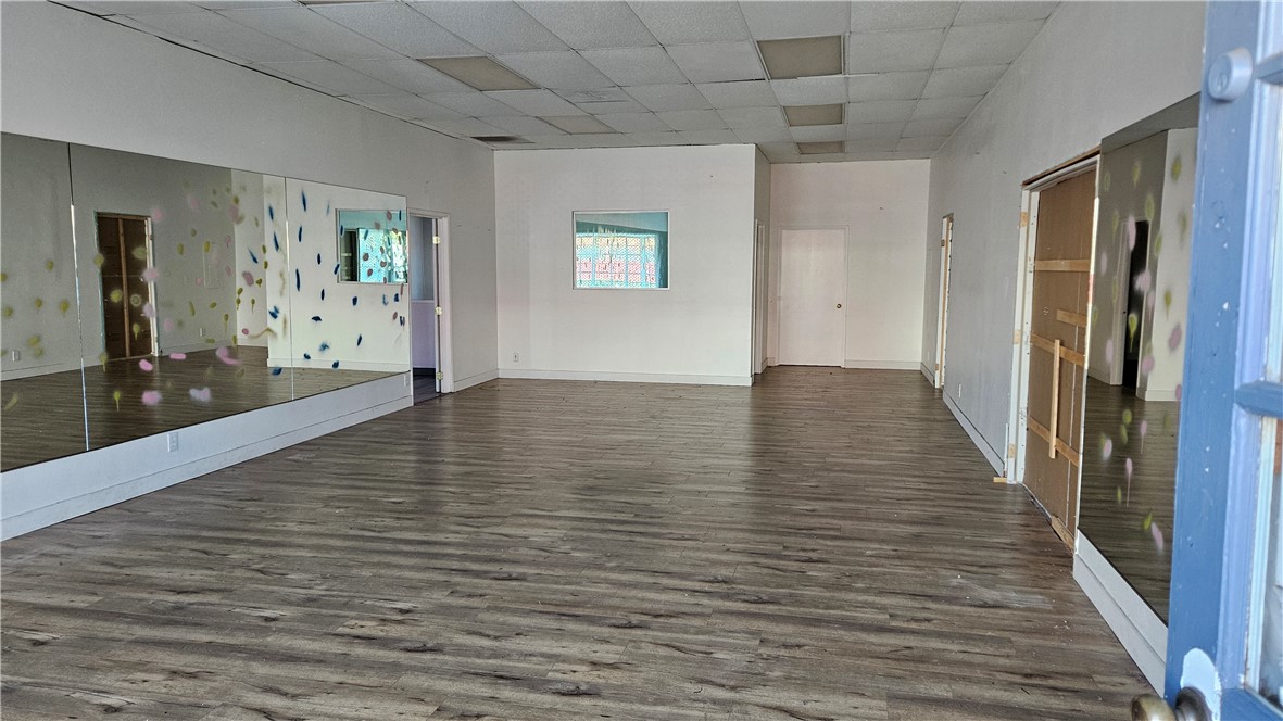 2407 N Tustin Avenue, Santa Ana CA 92705 - photo 17