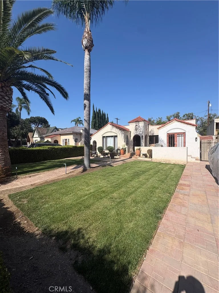 2421 French, Santa Ana, CA 92706