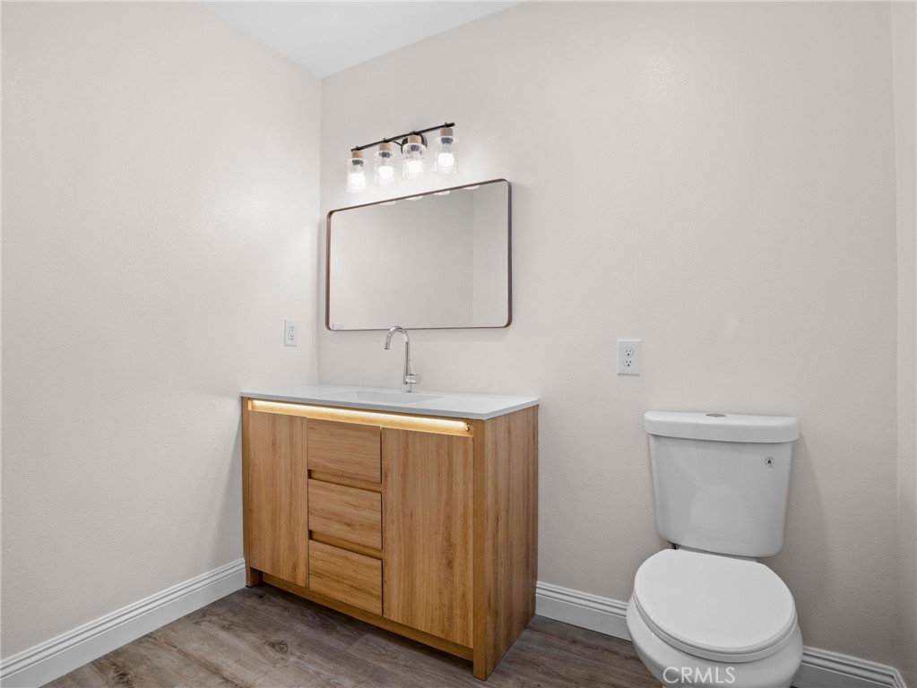 2422 N Forest, Santa Ana CA 92706 - photo 11