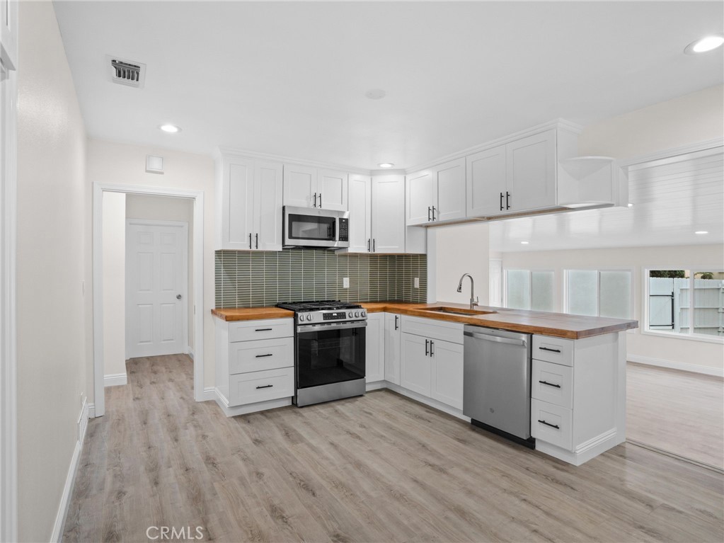 2422 N Forest, Santa Ana CA 92706 - photo 23