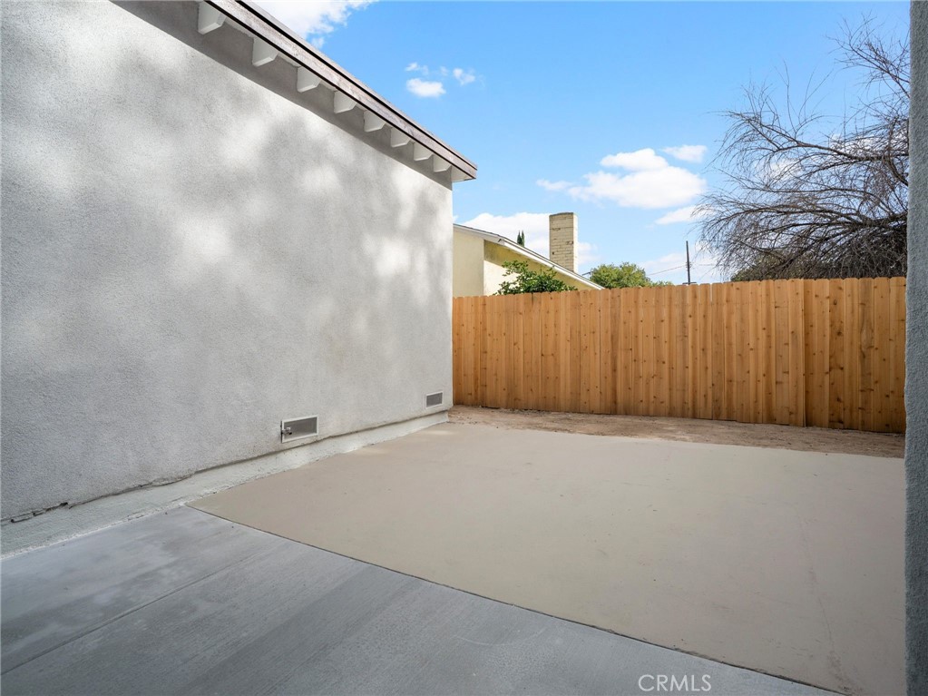 2422 N Forest, Santa Ana CA 92706 - photo 33