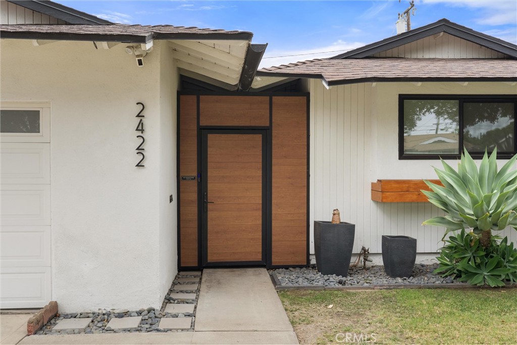 2422 S Salta Street, Santa Ana CA 92704 - photo 5