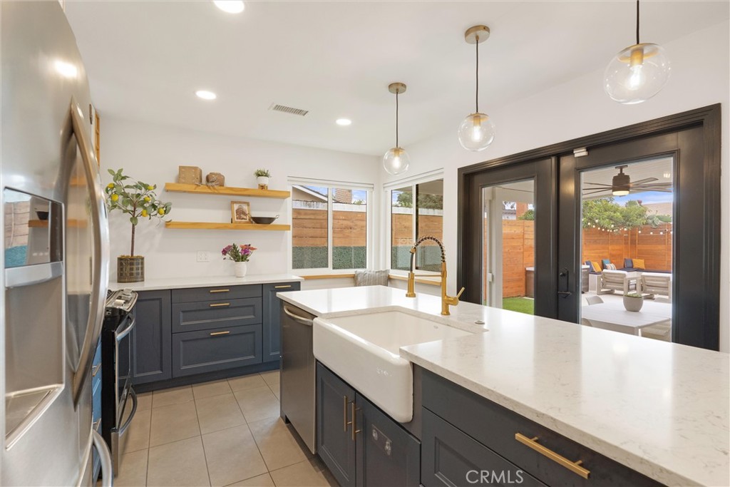 2422 S Salta Street, Santa Ana CA 92704 - photo 11