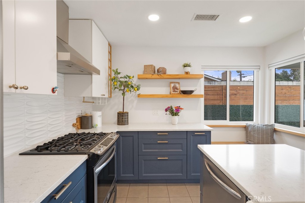 2422 S Salta Street, Santa Ana CA 92704 - photo 12