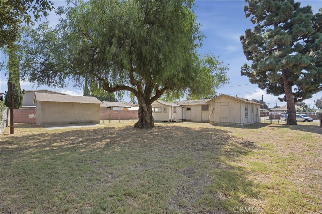 2425 W Occidental Street, Santa Ana CA 92704 - photo 8