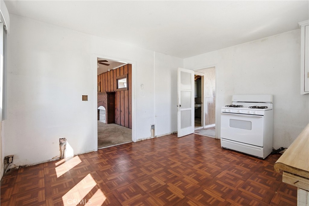 2425 W Occidental Street, Santa Ana CA 92704 - photo 17