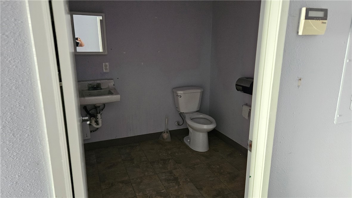 2427 N Tustin Avenue, Santa Ana CA 92705 - photo 5