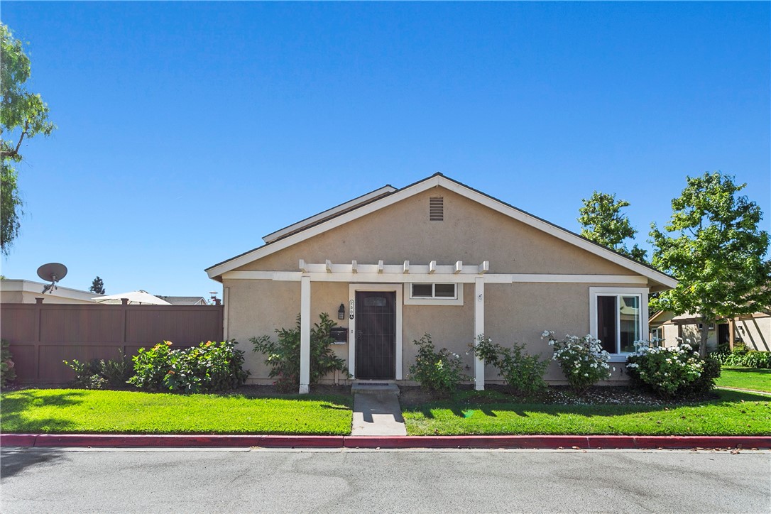 250 A Carriage, Santa Ana CA 92707 - photo 1