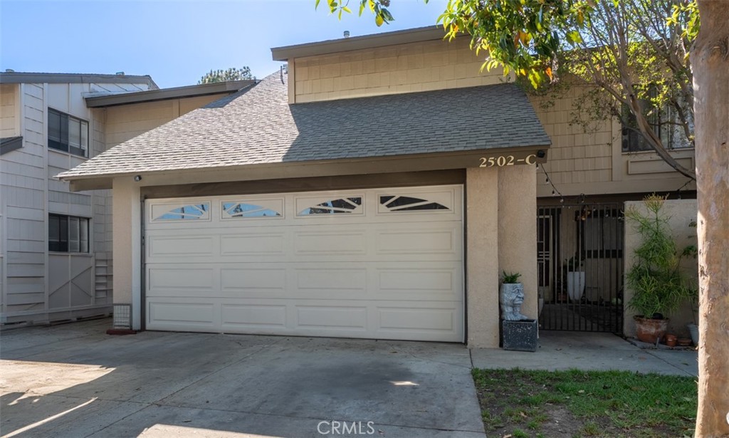 FRONT VIEW OF UNIT - 2502 N Tustin C, Santa Ana CA 92705 - photo 1