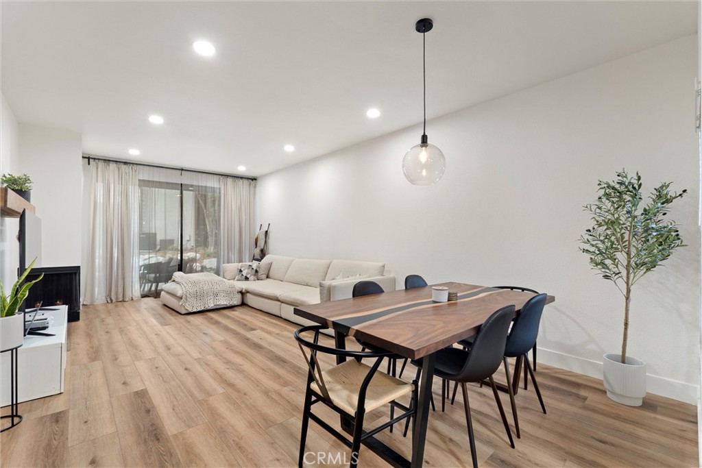 2504 W Macarthur Boulevard I, Santa Ana CA 92704 - photo 1