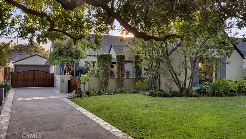2510 N Park Boulevard, Santa Ana, CA 92706