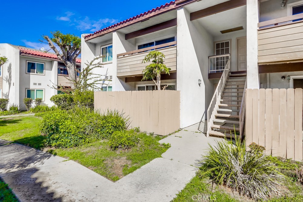 2511 W Sunflower Avenue P8, Santa Ana CA 92704 - photo 1