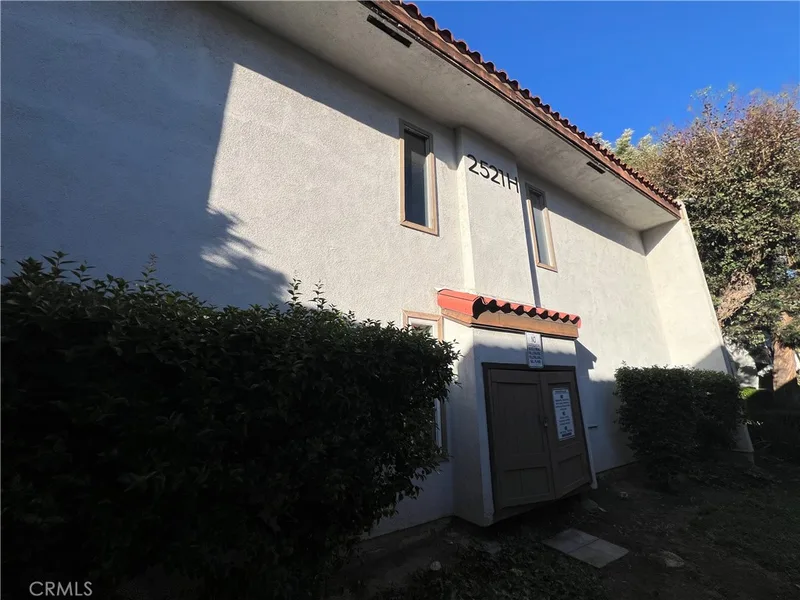 2521 W Sunflower Avenue H11, Santa Ana