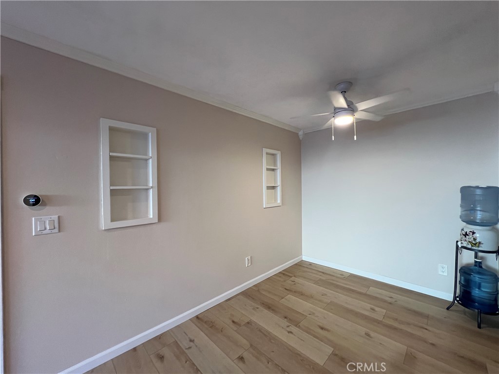 Dinning room - 2521 W Sunflower Avenue H11, Santa Ana CA 92704 - photo 10