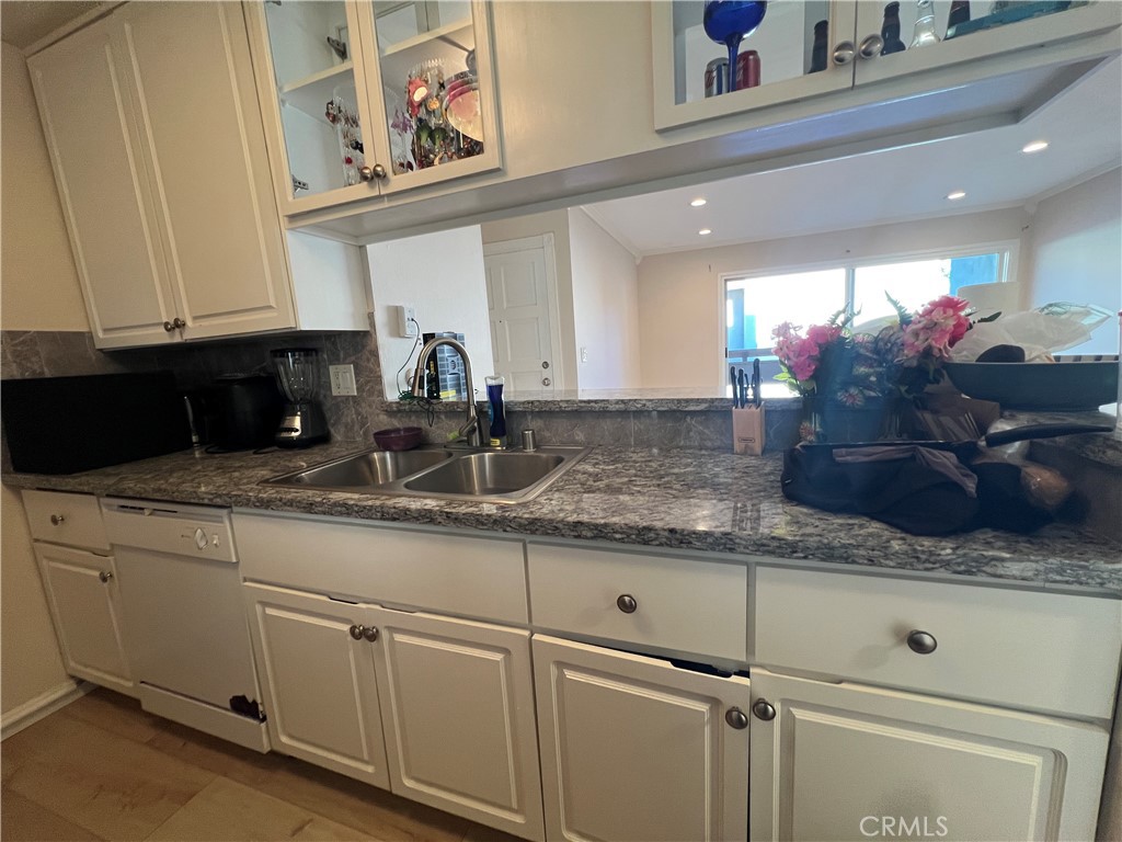 2521 W Sunflower Avenue H11, Santa Ana CA 92704 - photo 14