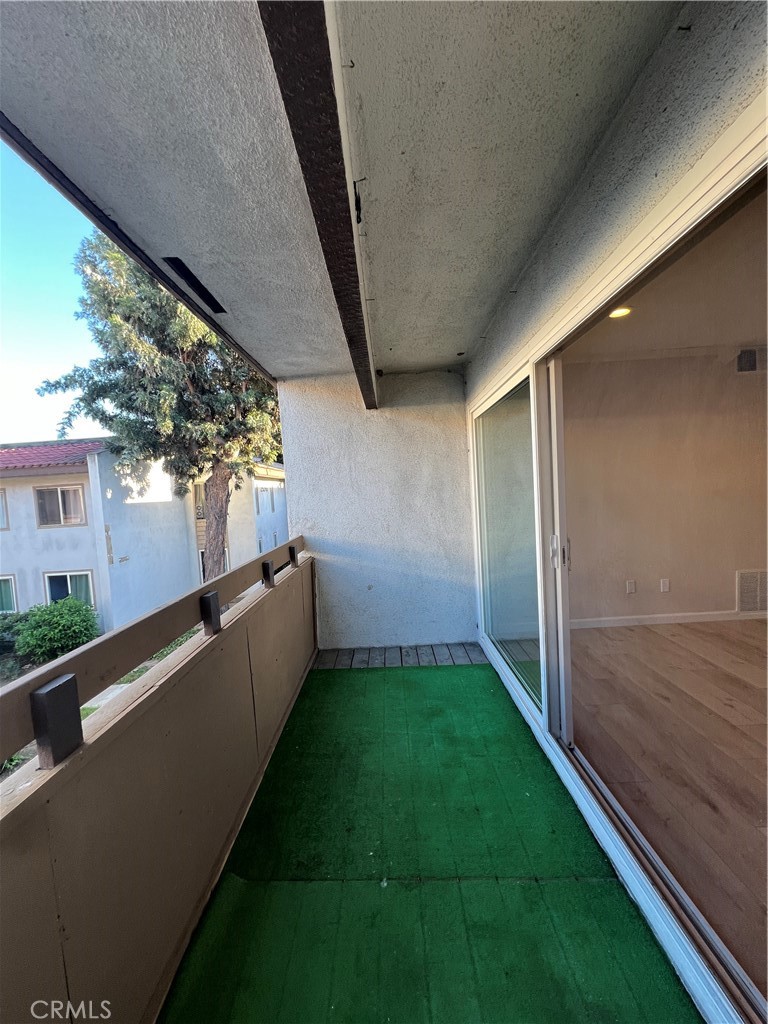 Balcony - 2521 W Sunflower Avenue H11, Santa Ana CA 92704 - photo 28