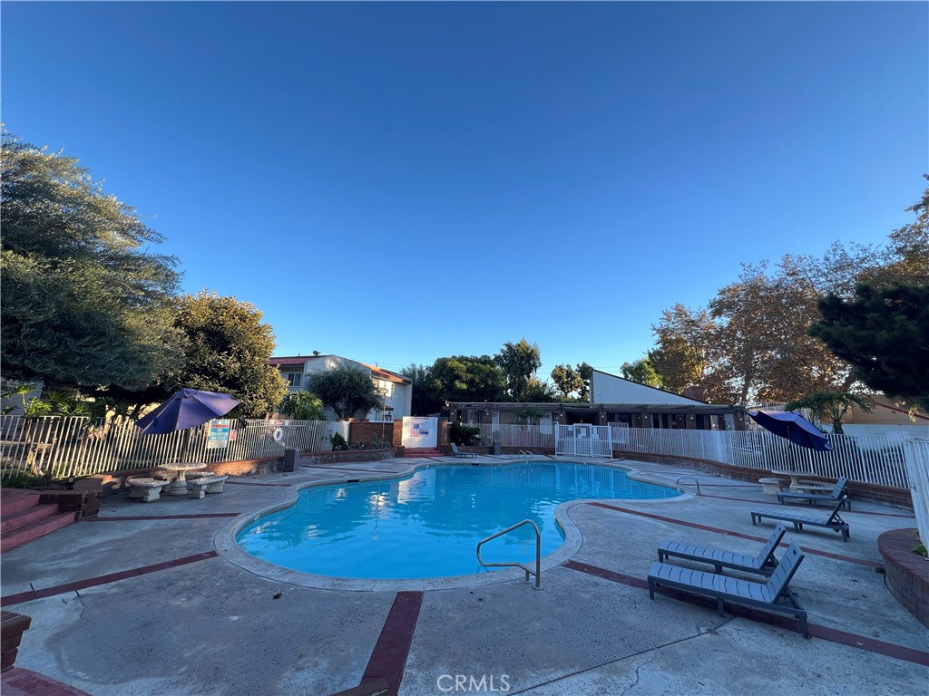 2521 W Sunflower Avenue H11, Santa Ana CA 92704 - photo 37