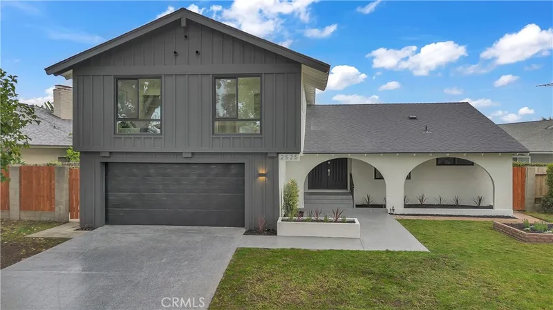 2525 N Pacific, Santa Ana, CA 92706