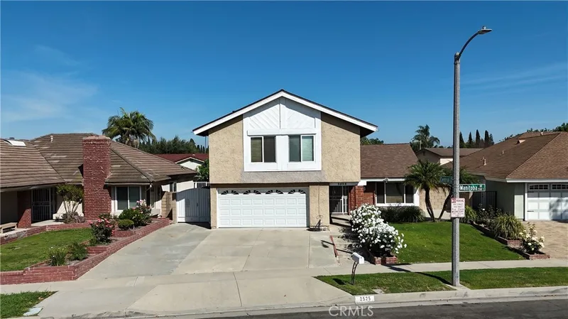 2525 S Manitoba, Santa Ana, CA 92704