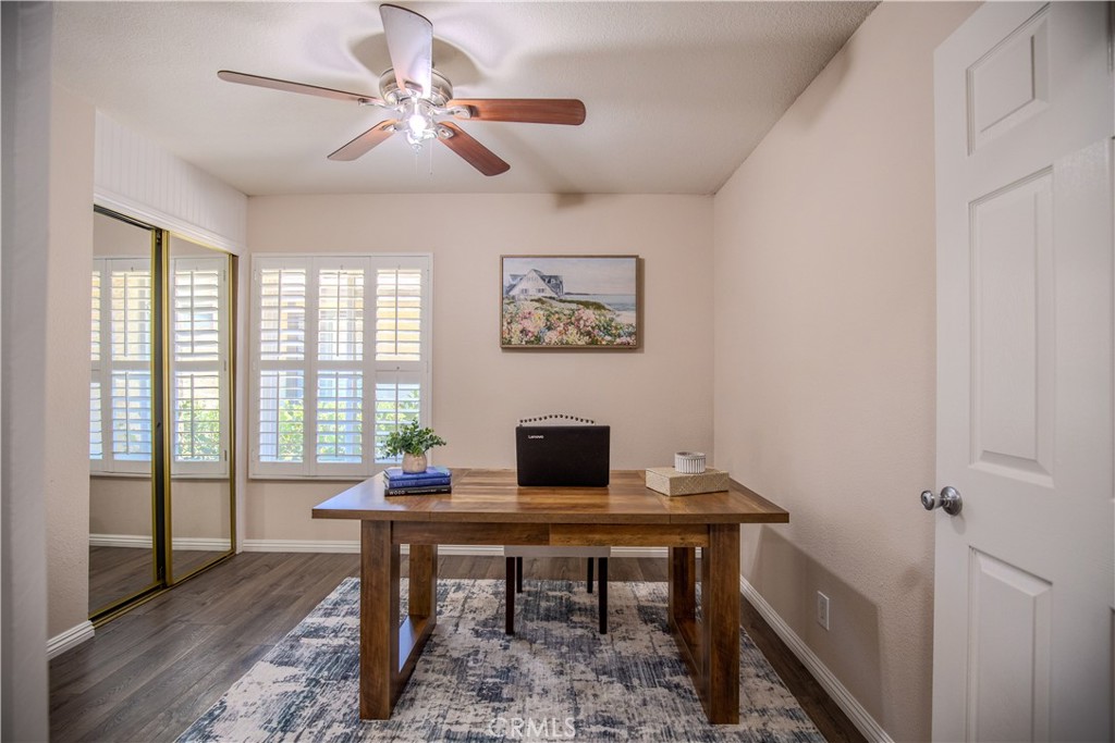 2528 N Tustin D, Santa Ana CA 92705 - photo 6